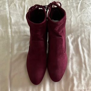 NWT Unisa High Heeled Boots